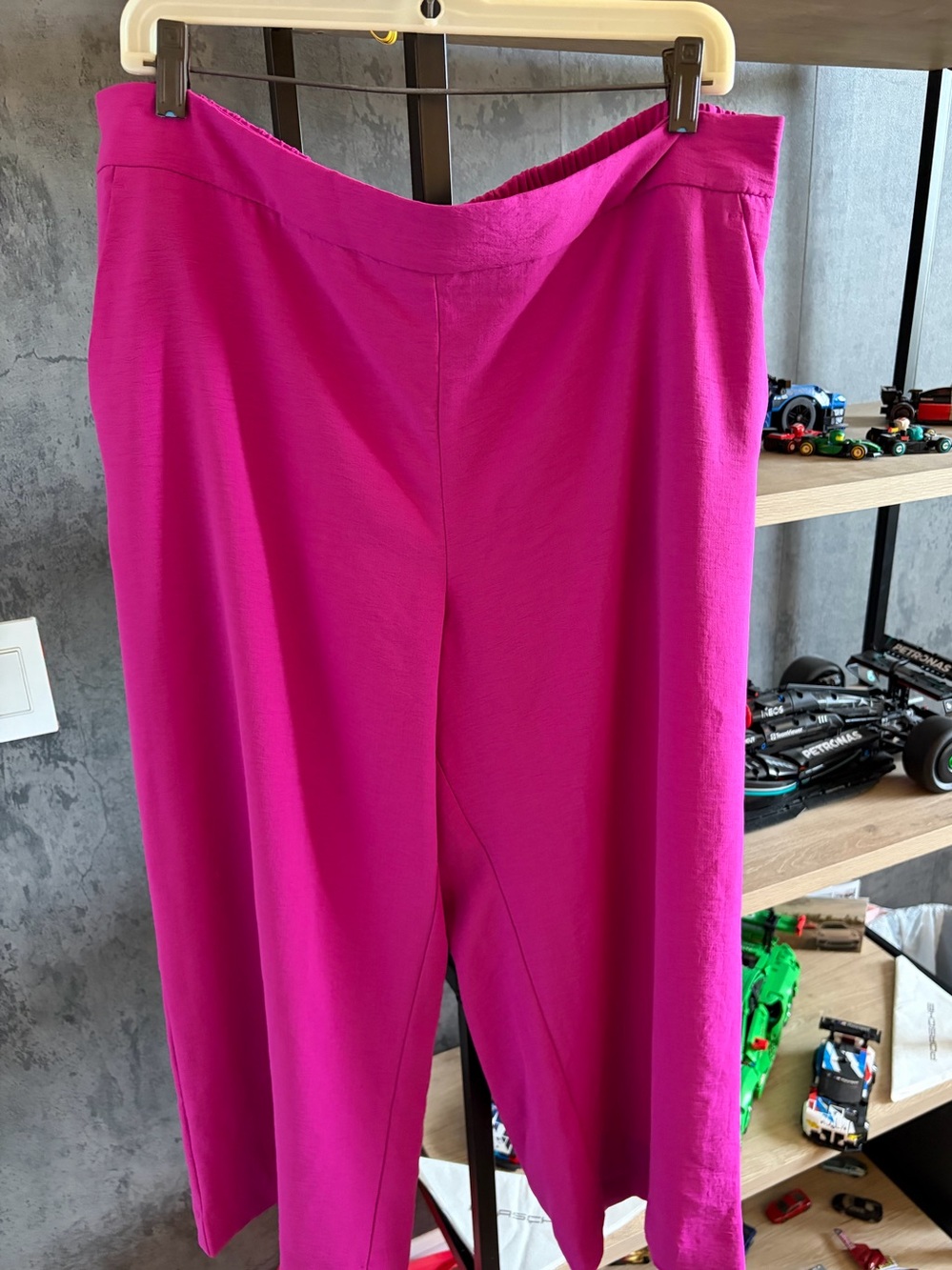 Nine West Wide-Leg Cropped Pants in Bright Magenta